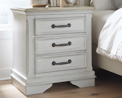 Find stylish home furnishings and decor at great prices! ashley