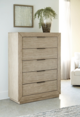 Hennington 5 Drawer Chest of Drawers, Bisque