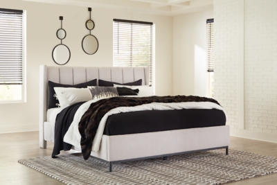 Freslowe California King Upholstered Bed, White, large