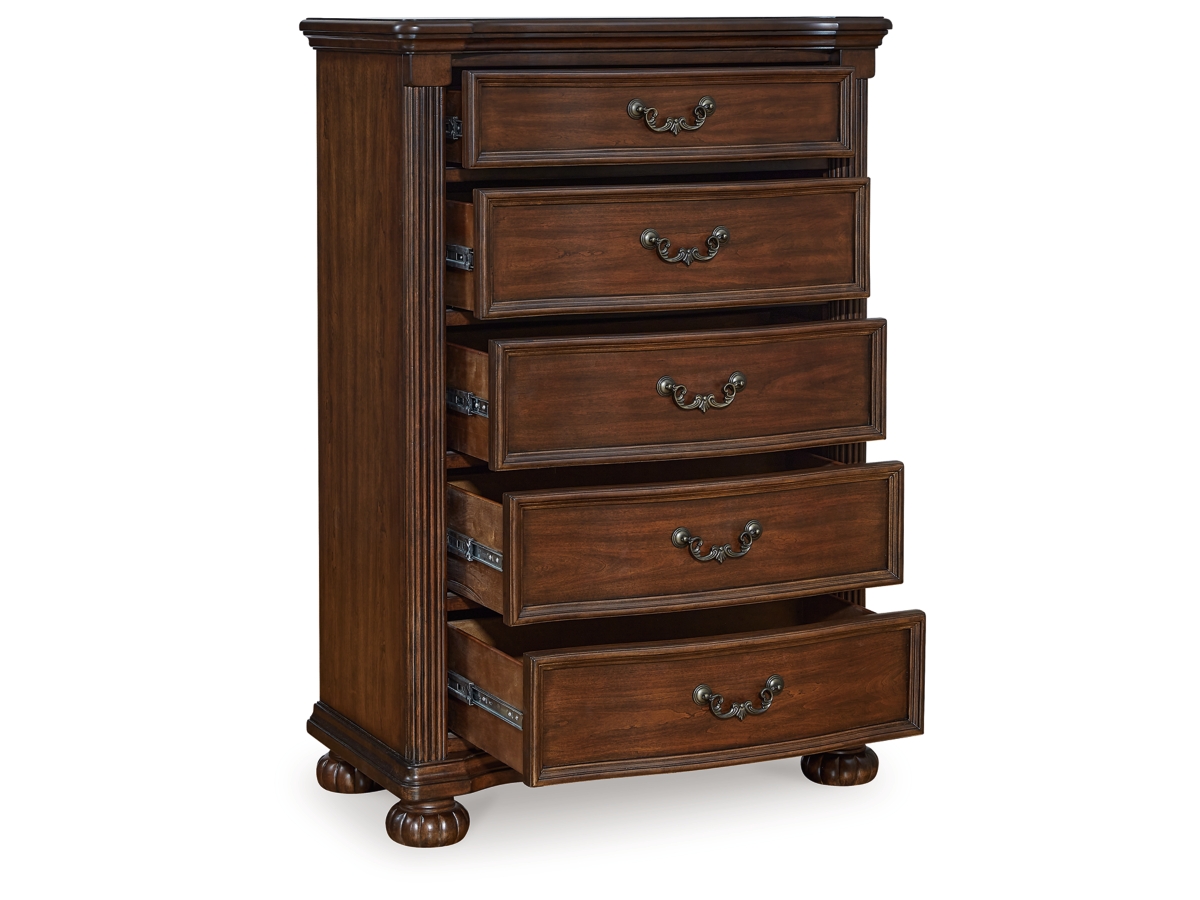 Lavinton 5 Drawer Chest of Drawers | Ashley
