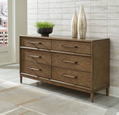 B769-31 Roanhowe 6 Drawer Dresser, Brown sku B769-31