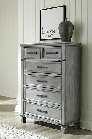Russelyn Chest of Drawers, , rollover