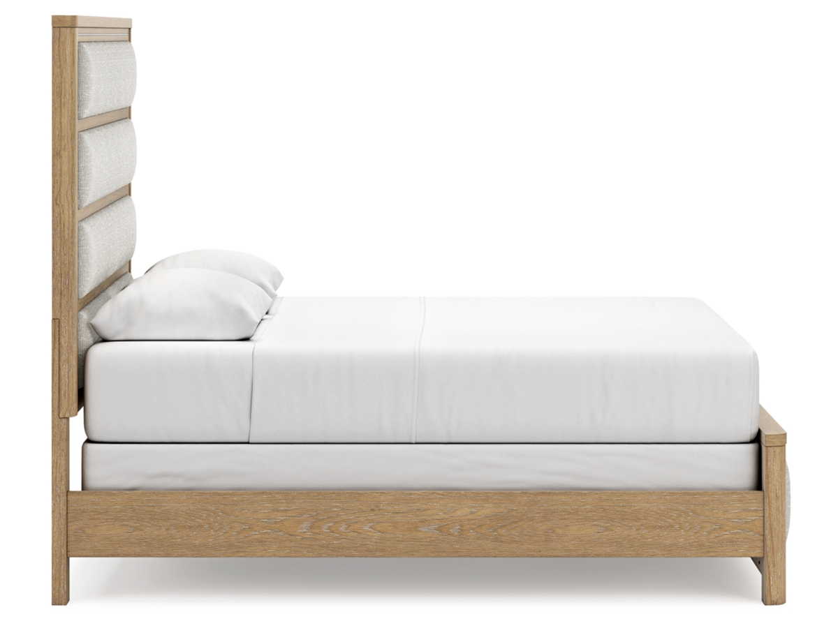 Rencott Queen Upholstered Bed | Ashley