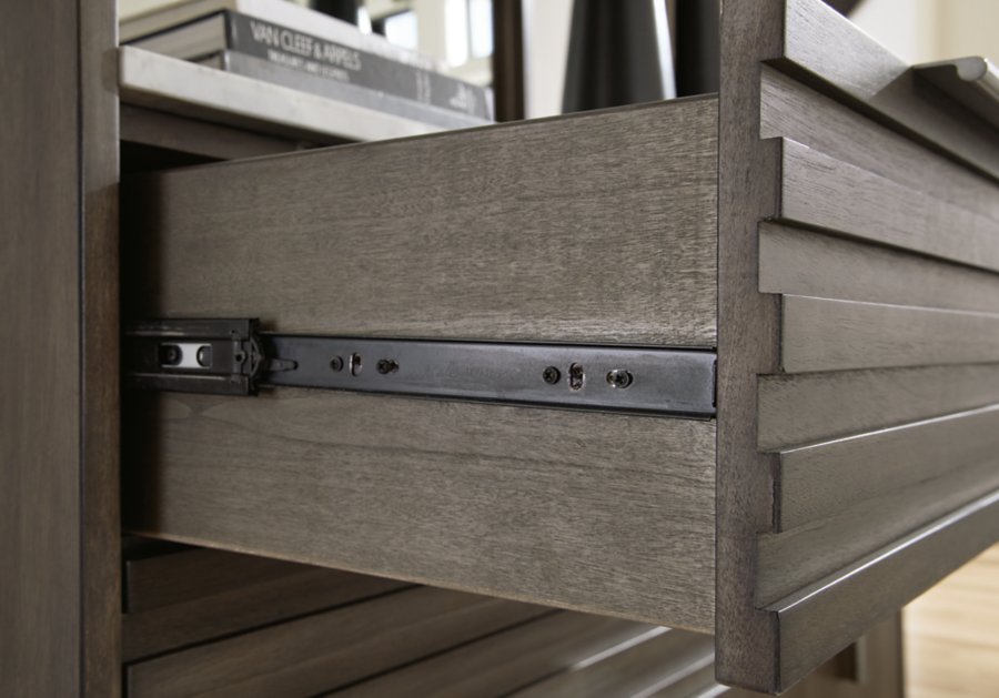Arkenton Chest of Drawers - image 6