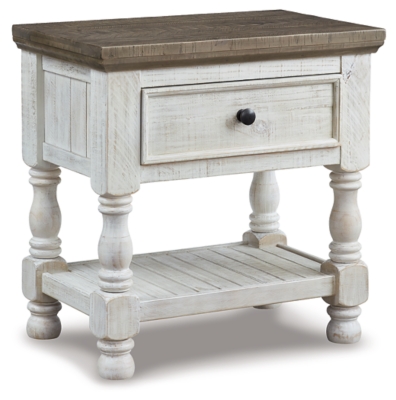 Havalance Nightstand