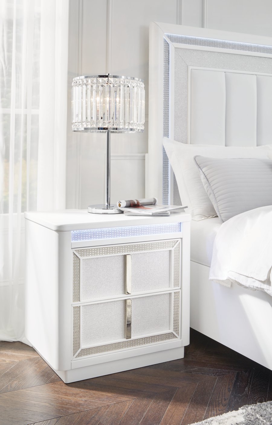Chalanna Queen Storage Bed, Dresser and 2 Nightstands - image 17