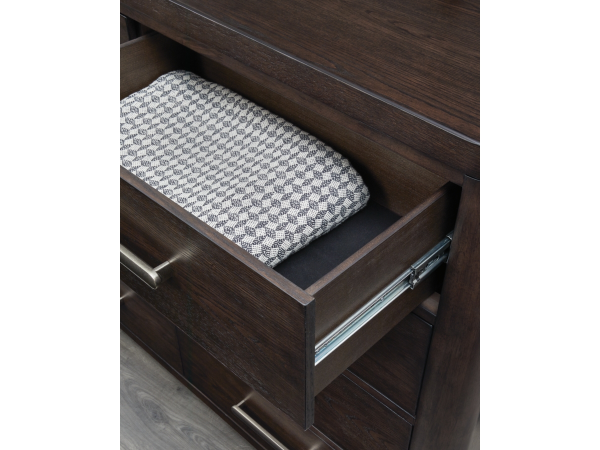 Breckington 8 Drawer Dresser | Ashley