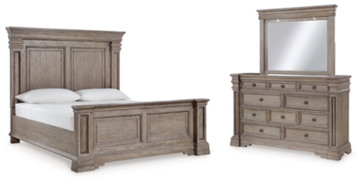 Blairhurst Queen Panel Bed with Mirrored Dresser, Light Grayish Brown