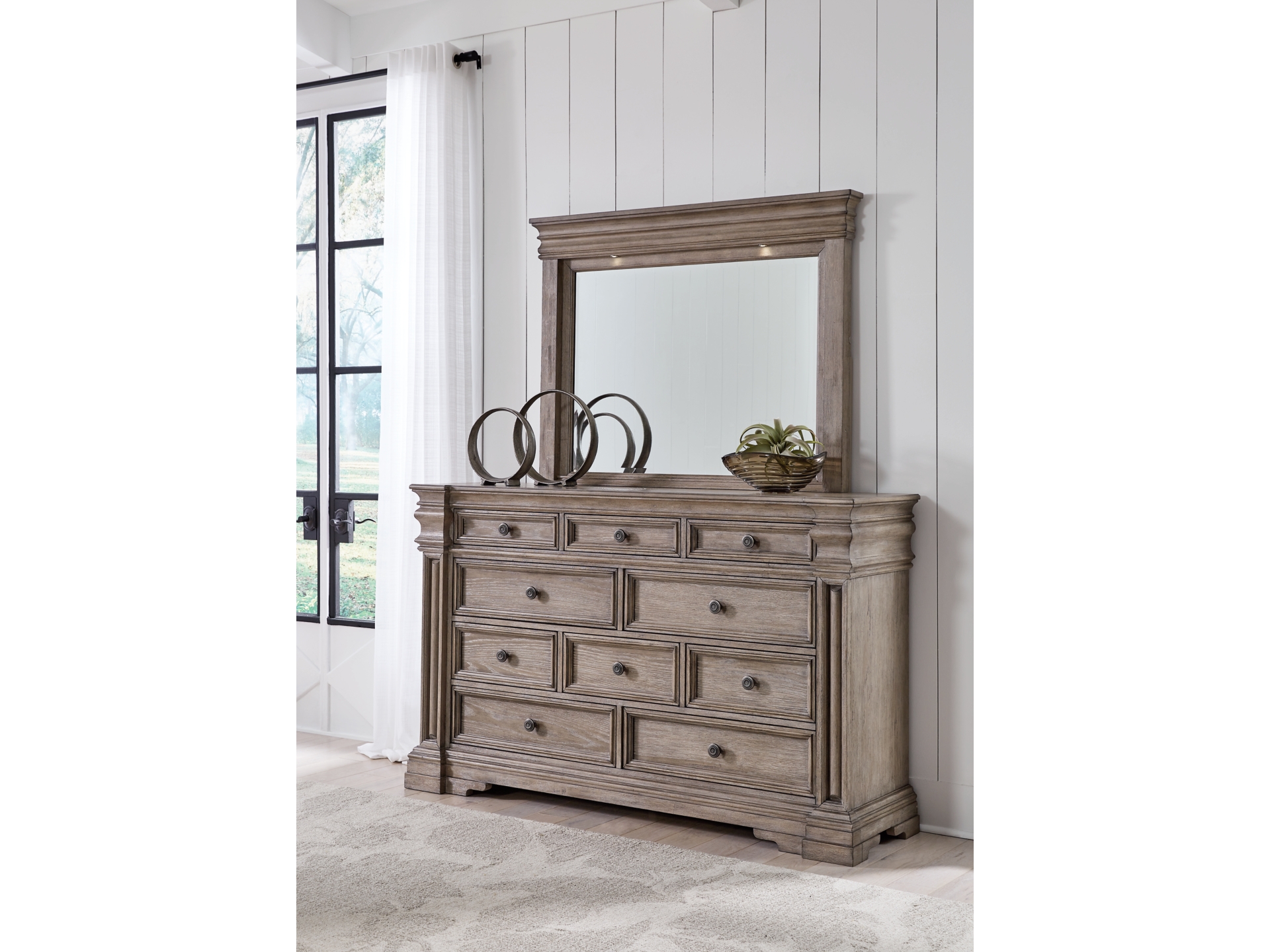 Image 1 of Blairhurst  bedroom collection 