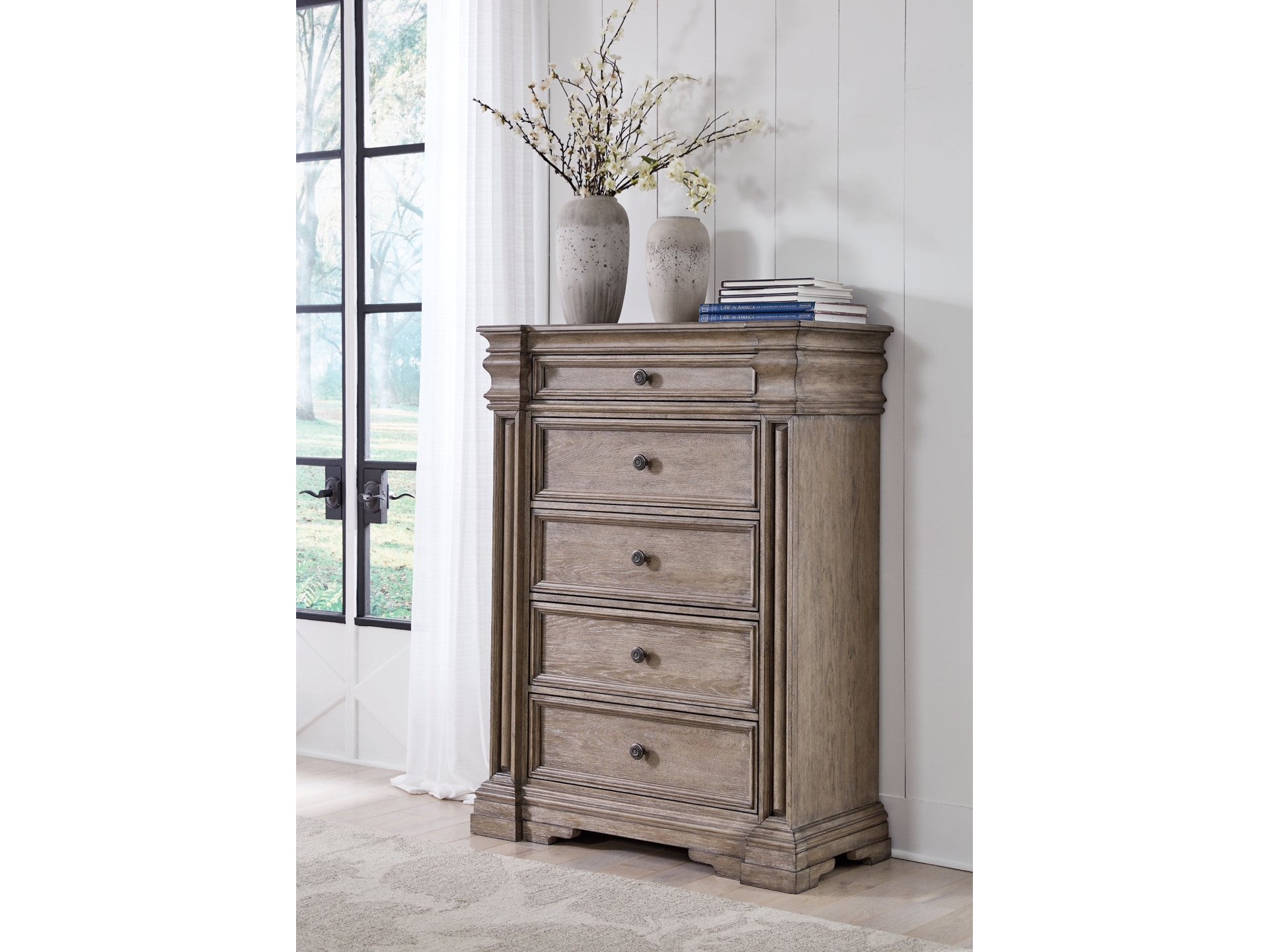 Image 5 of Blairhurst  bedroom collection 