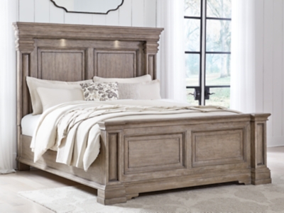 Blairhurst Queen Panel Bed, Light Grayish Brown