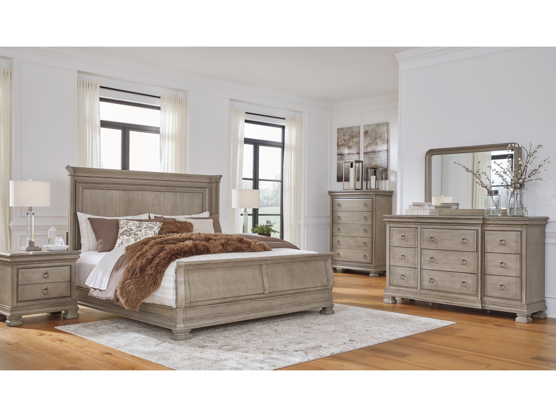 Lexorne  Sleigh Bed Group