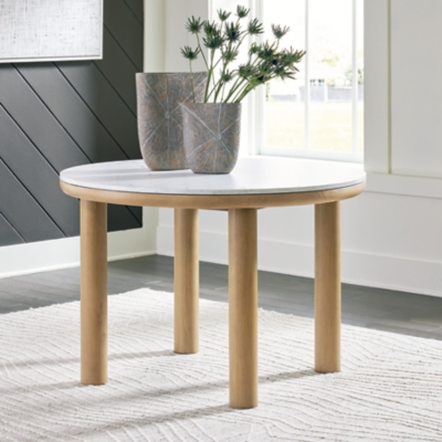 Sawdyn Dining Table, Light Brown, rollover