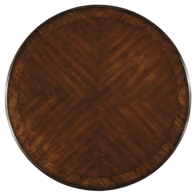 Leahlyn Dining Table