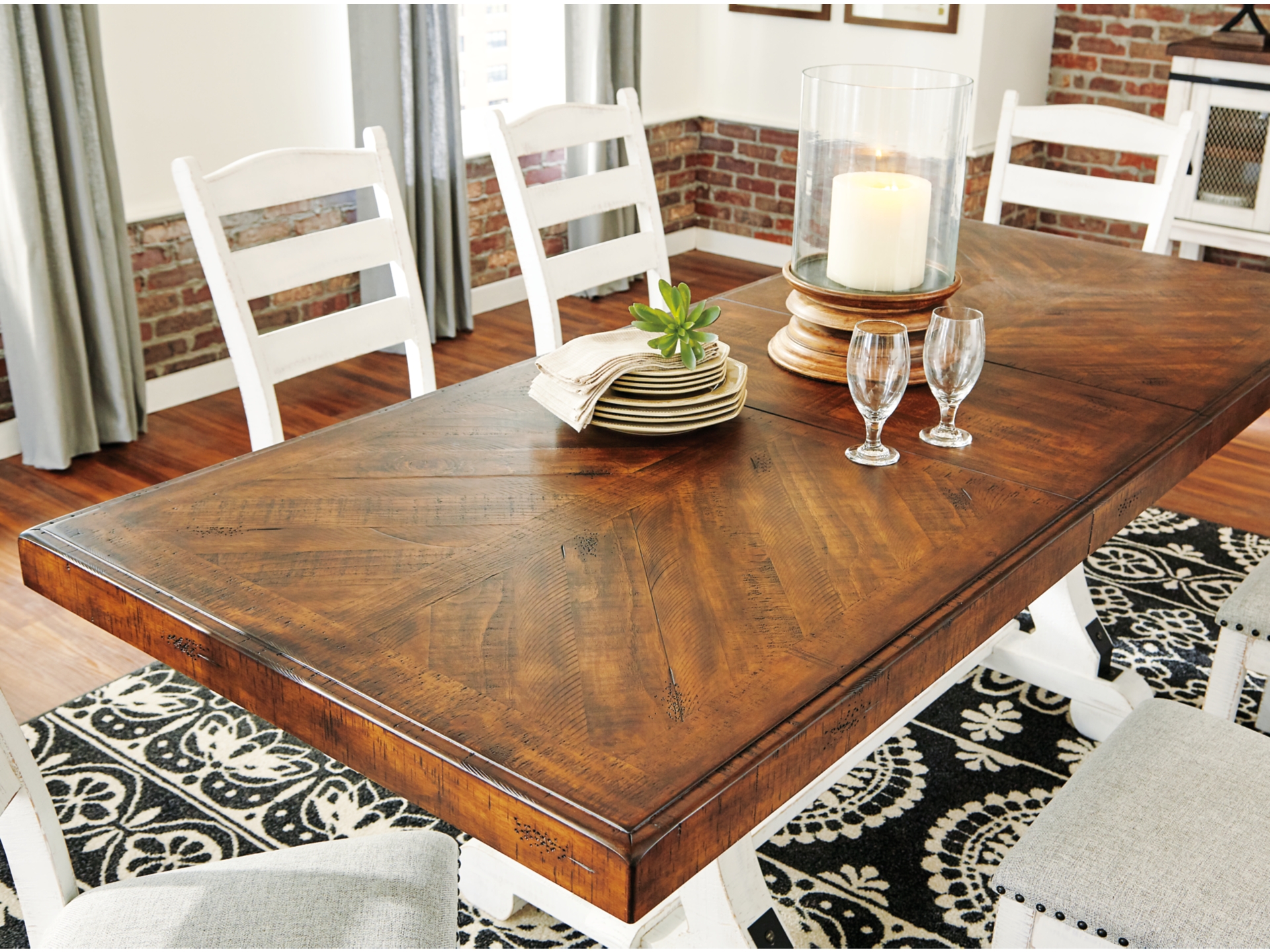 Image 2 of Valebeck Dining Table and 6 Chairs