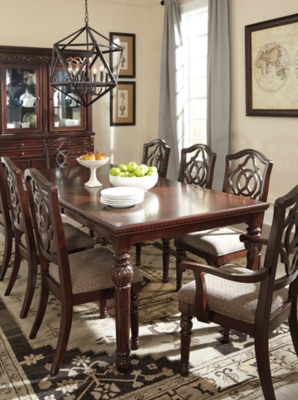 leahlyn dining room table