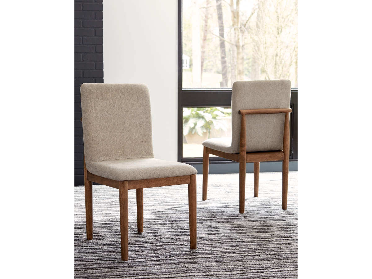 Ashley Furniture ダイニングチェア Isanti Upholstered Dining Chair | Ashley
