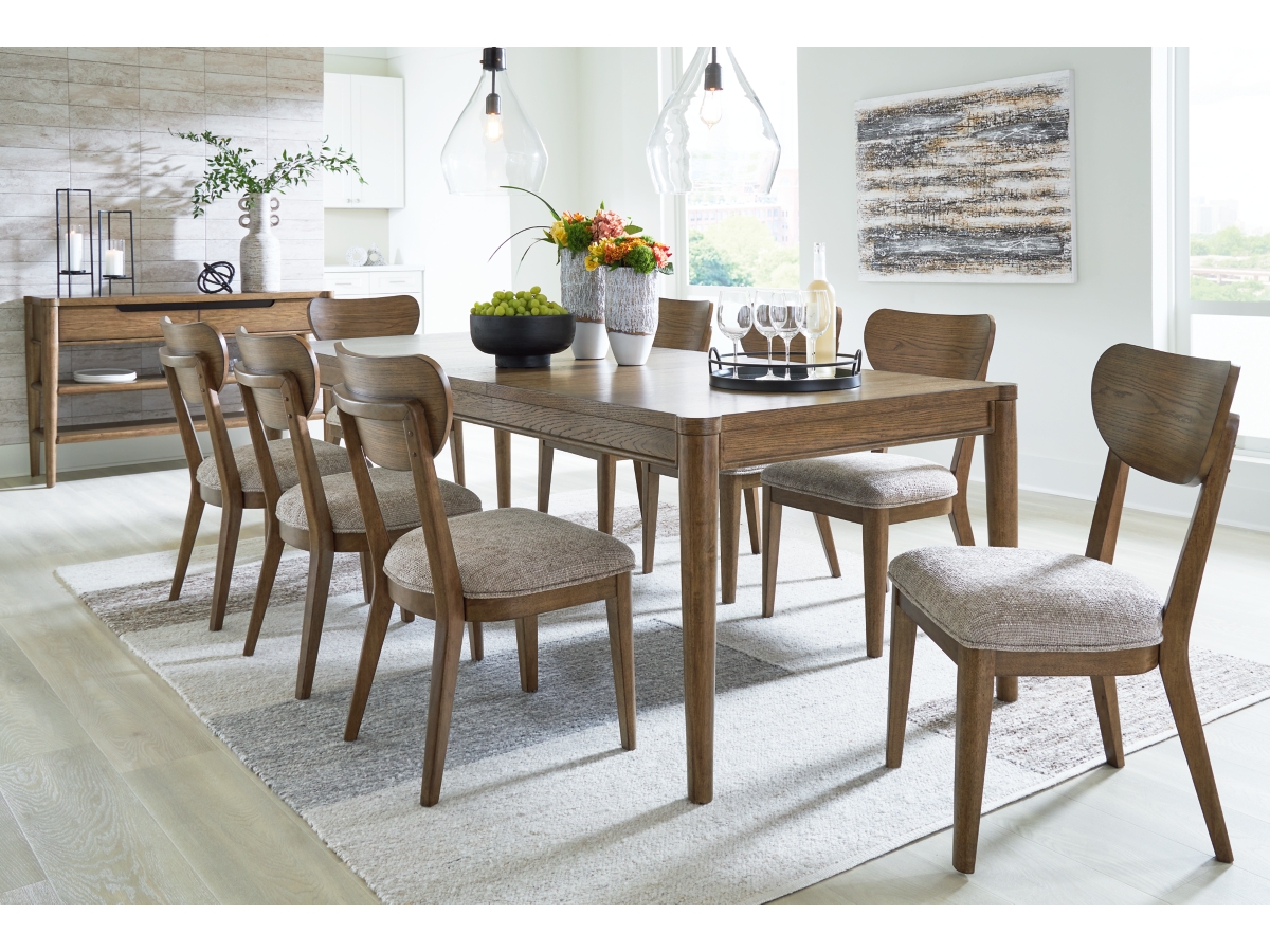 Dining outlet table with chairs