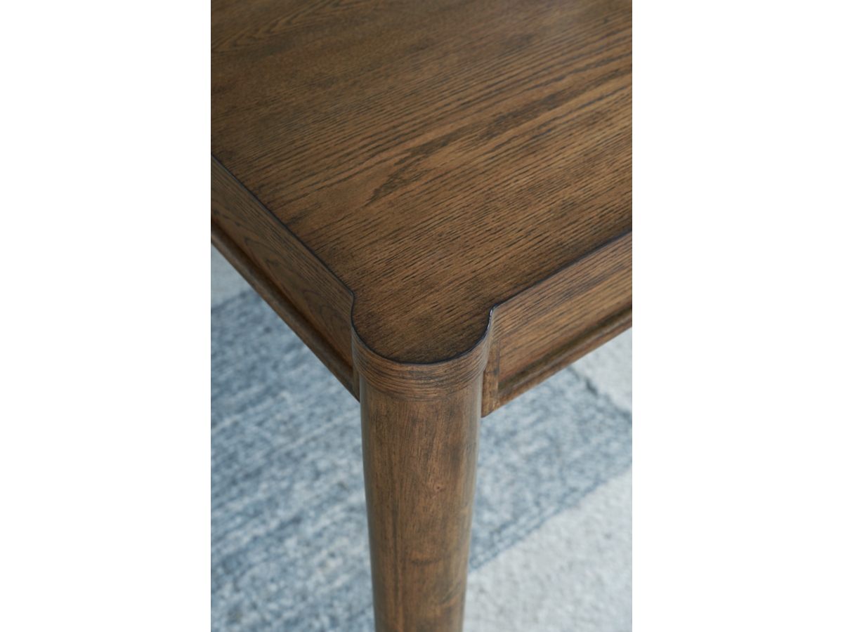 Roanhowe Dining Table and 8 Chairs