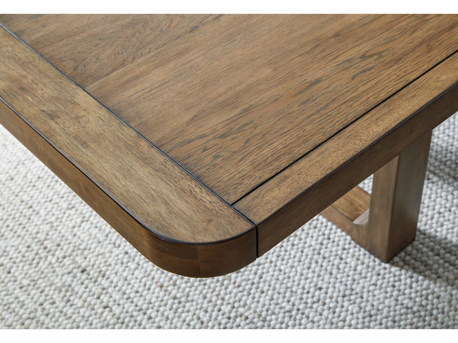 Image 3 of Cabalynn Dining Table up to 8 Chairs