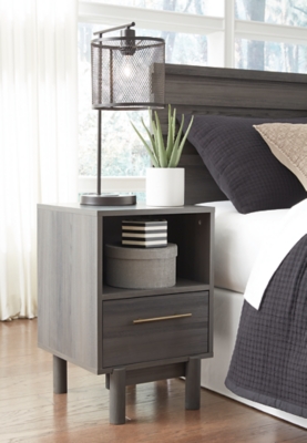 Brymont Nightstand, , rollover