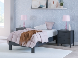 Simmenfort Platform Bed