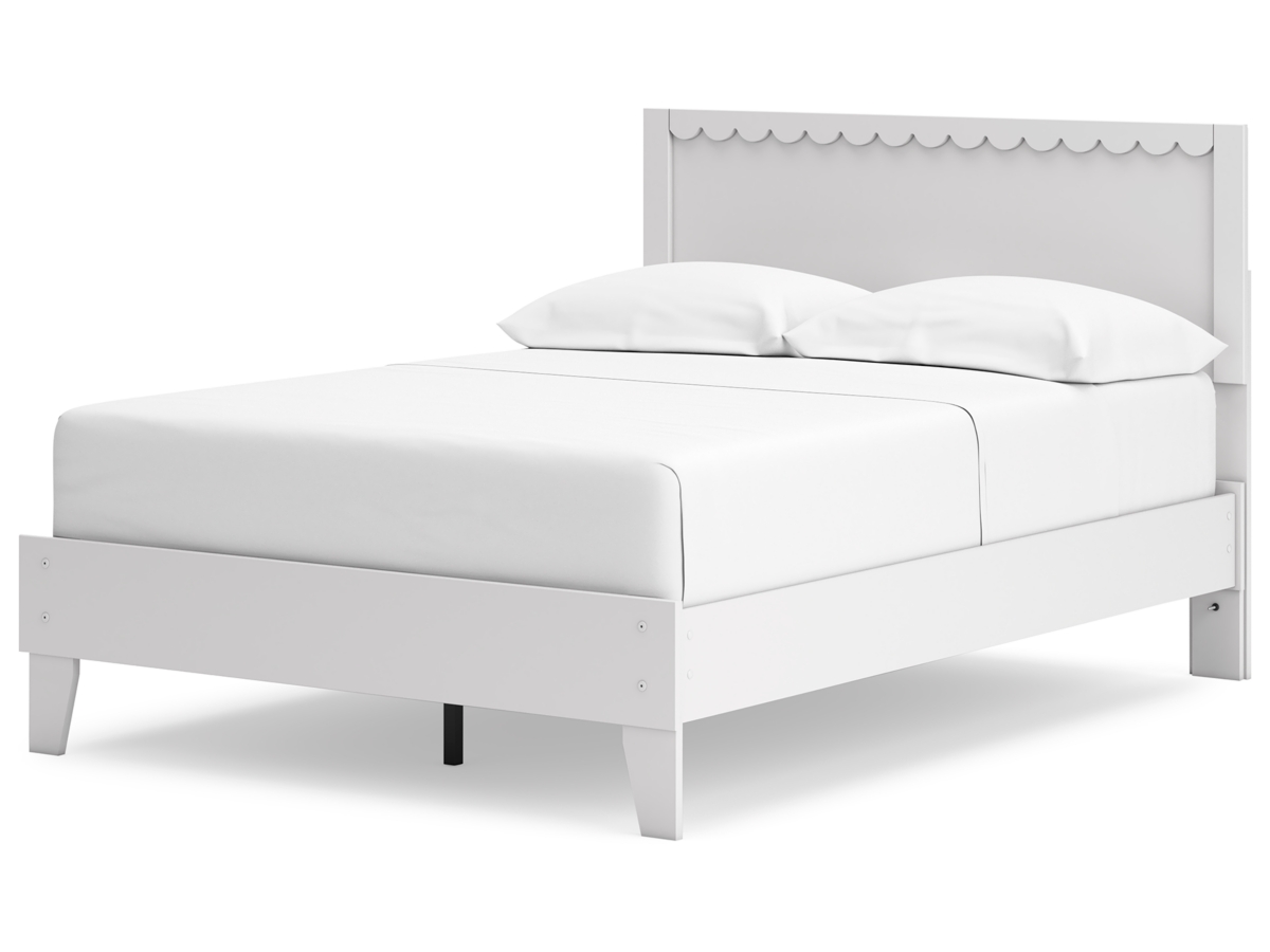 Hallityn Full Panel Platform Bed