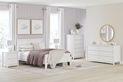 Hallityn Panel Platform Bed, White, large