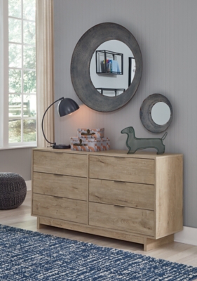 Oliah Dresser, , rollover
