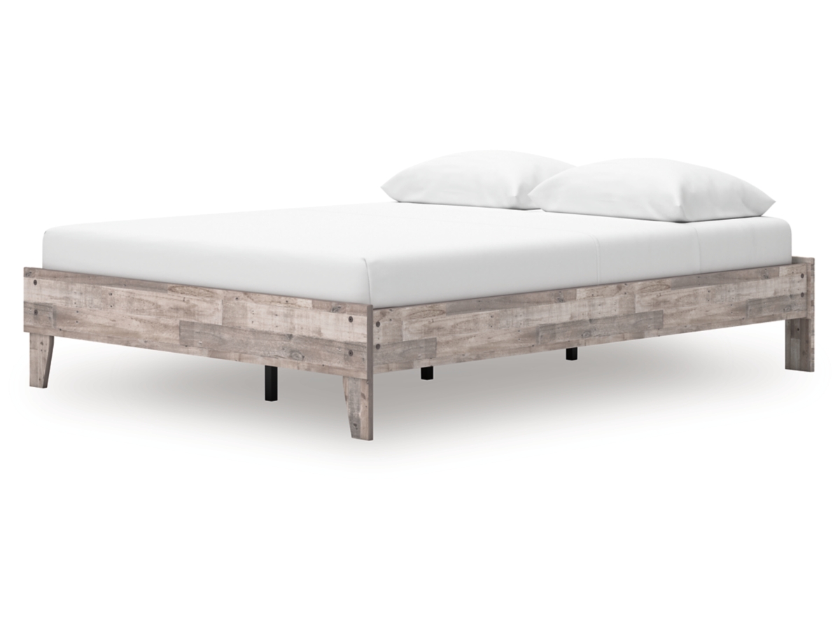 Effie Queen Panel Bed with Mirrored Dresser and Nightstand (EB2320-113)