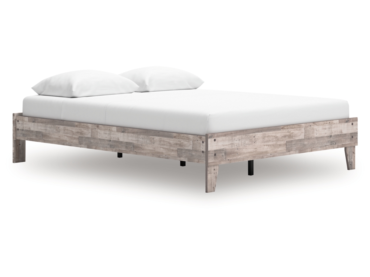 Effie Queen Panel Bed with Mirrored Dresser and Nightstand (EB2320-113)