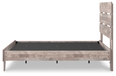 Neilsville Full Panel Platform Bed