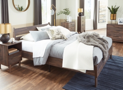 Calverson Queen Panel Platform Bed