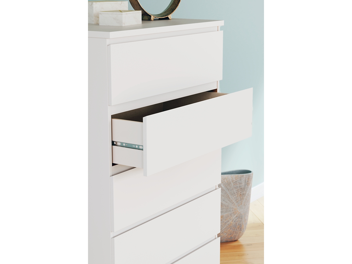 2024超人気 Onita 5 Drawer Chest of Drawers | Ashley ブルゾン