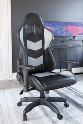 Large gaming online chairs