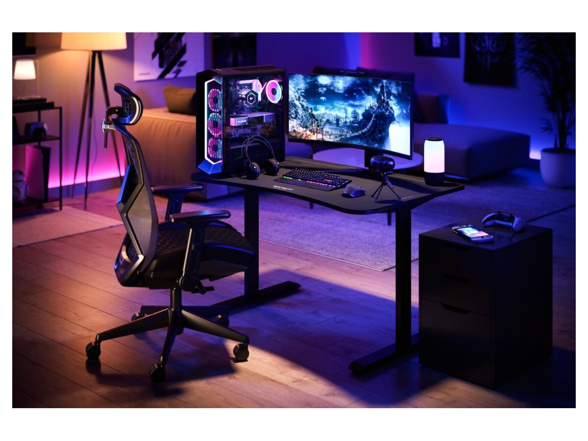 RESPAWN 1048 Gaming Desk | Ashley