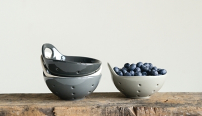 Creative Co-Op 5-1/4"l Stoneware Berry Bowl, 4 Colors, , large