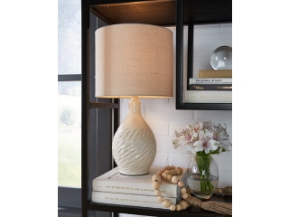 Garinton Table Lamp