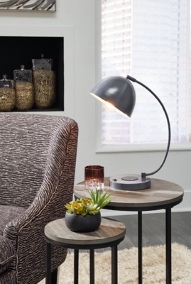 Austbeck Desk Lamp