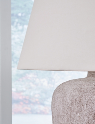 Danry Table Lamp | Ashley