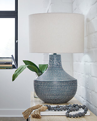 Schylarmont Table Lamp, , rollover