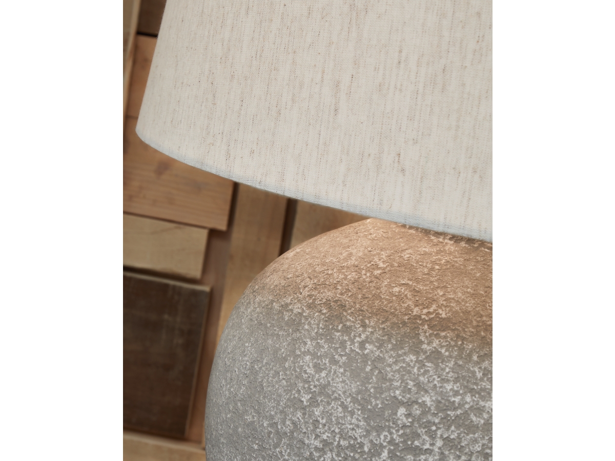 Dreward Table Lamp | Ashley