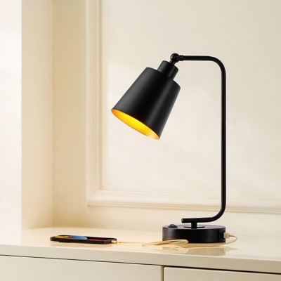 Safavieh Nobel Table Lamp With USB Port, , rollover