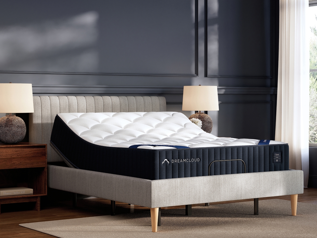 DreamCloud Hybrid Classic Full Mattress | Ashley