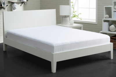 bg basic mattress protector