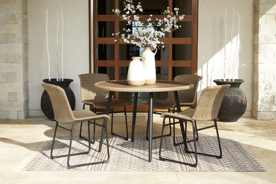 Mesa de comedor de exterior Amaris con 4 sillas - image 1