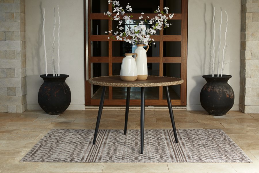 Amaris Outdoor Dining Table - image 1