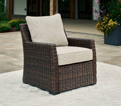 Brook Ranch Outdoor Lounge Chair with Cushion, Brown