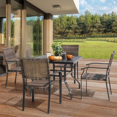 Nuu Garden Outdoor Dining Table and 4 Chairs