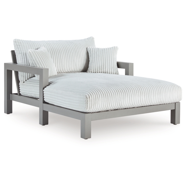Moonlight View Outdoor Chaise Lounge with Cushion